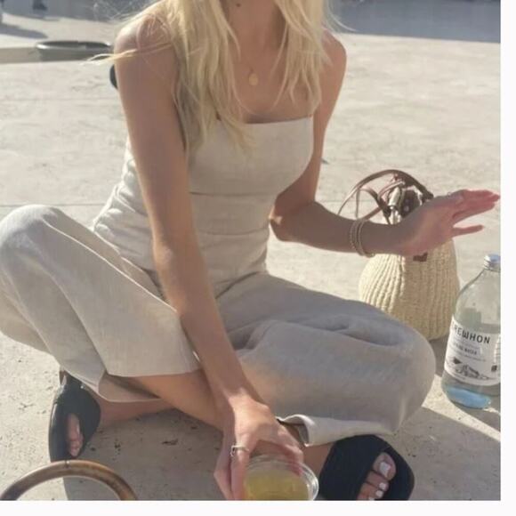 Reformation Pants - Reformation Overland Linen Wide Leg Jumpsuit Sz 0